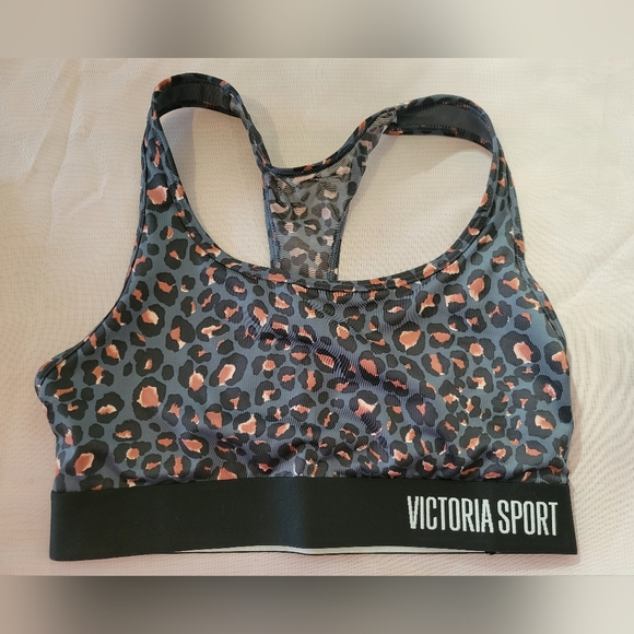 Victoria Sport sports bra - Picture 1 of 2